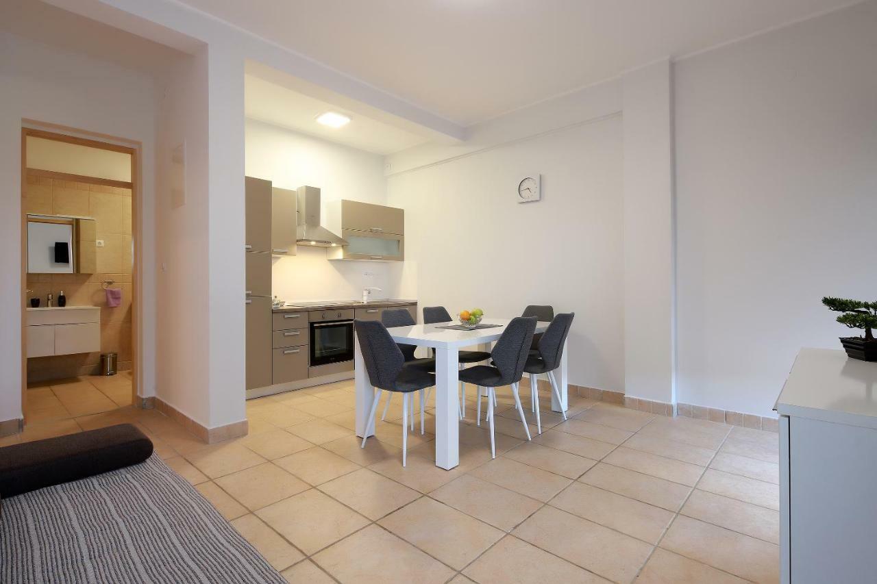 Apartments Galboka Nerezine Εξωτερικό φωτογραφία