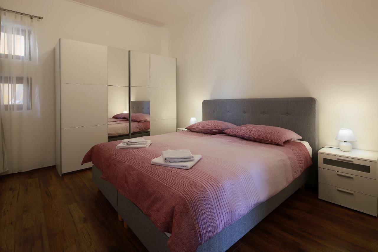 Apartments Galboka Nerezine Εξωτερικό φωτογραφία
