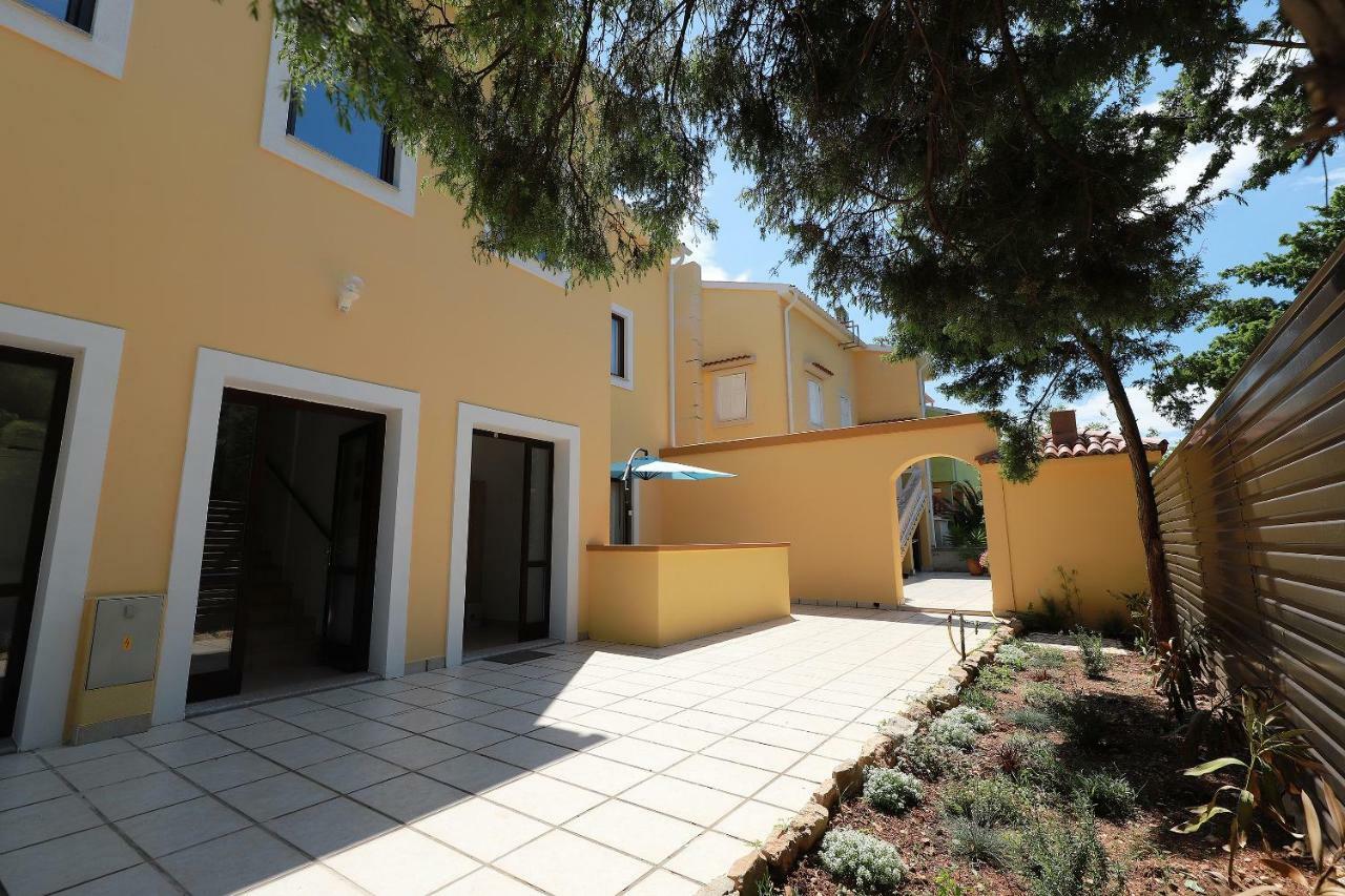 Apartments Galboka Nerezine Εξωτερικό φωτογραφία