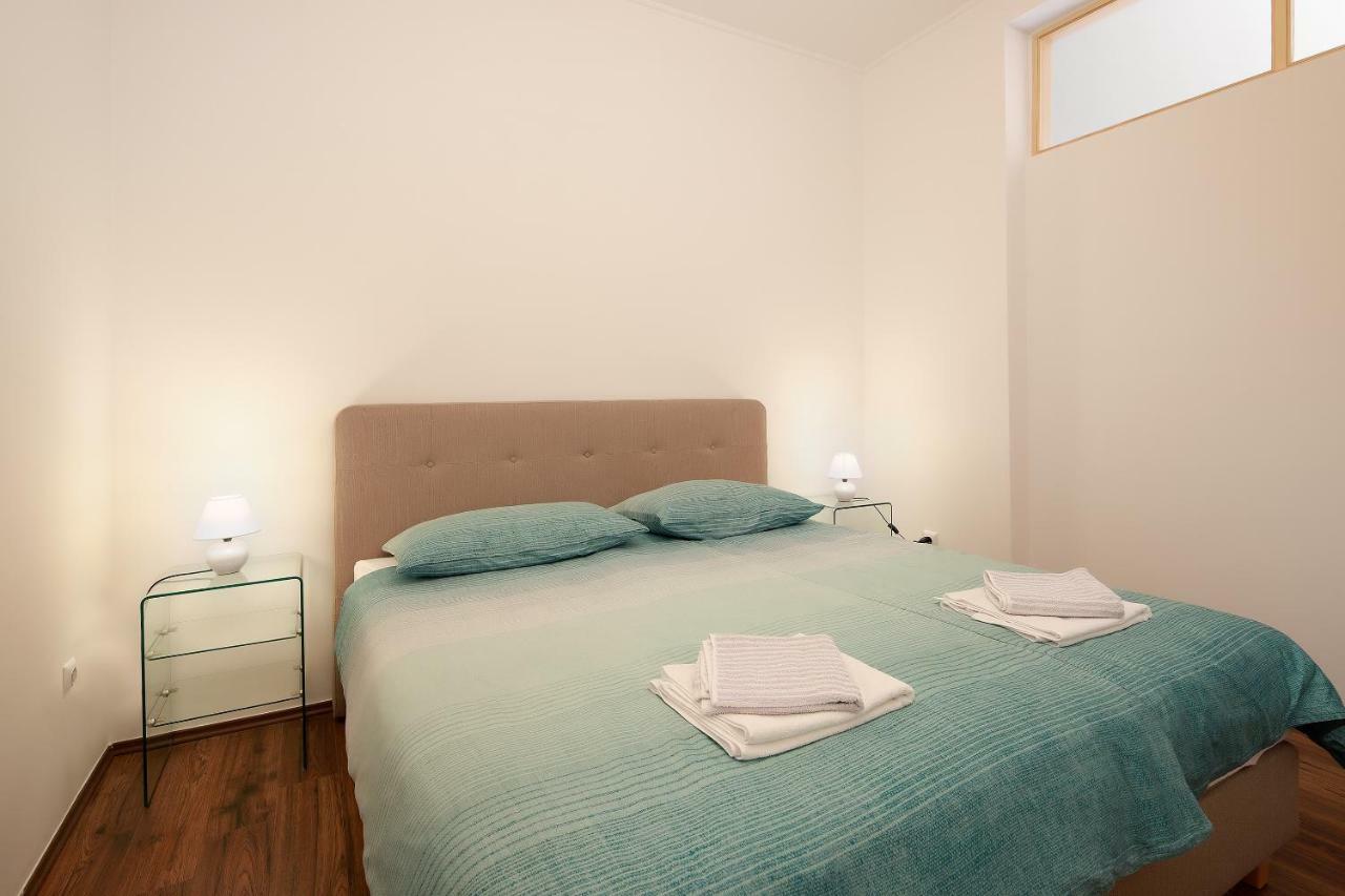 Apartments Galboka Nerezine Εξωτερικό φωτογραφία