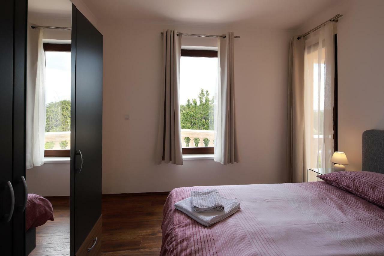 Apartments Galboka Nerezine Εξωτερικό φωτογραφία