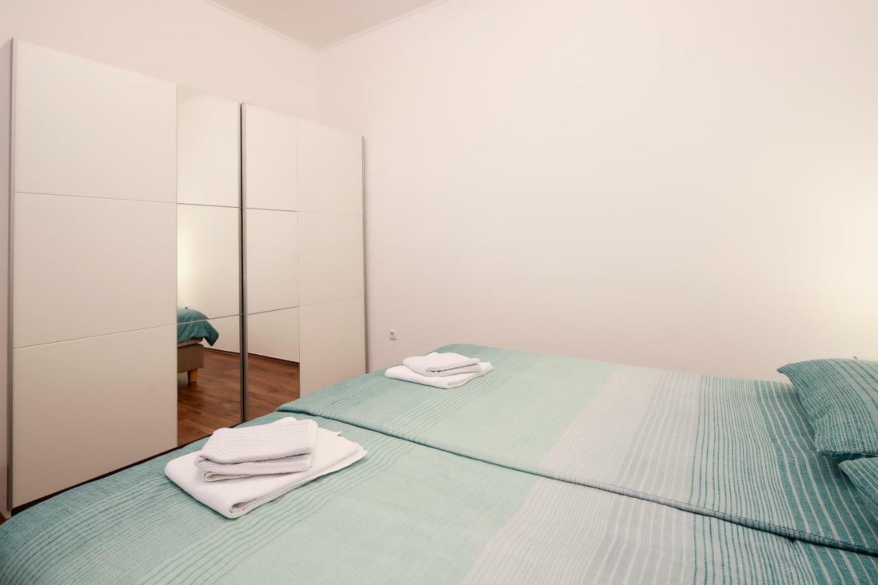 Apartments Galboka Nerezine Εξωτερικό φωτογραφία