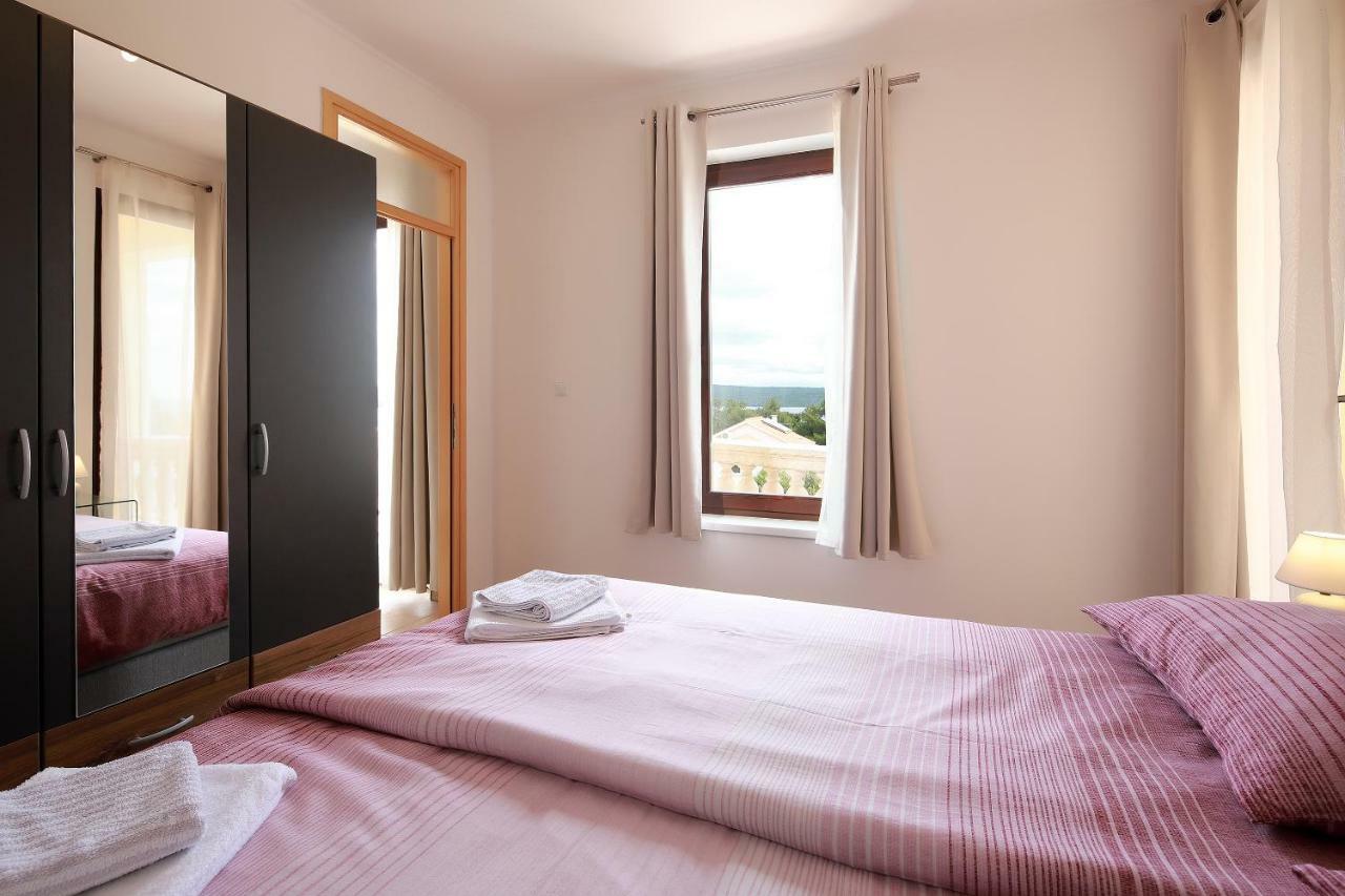 Apartments Galboka Nerezine Εξωτερικό φωτογραφία