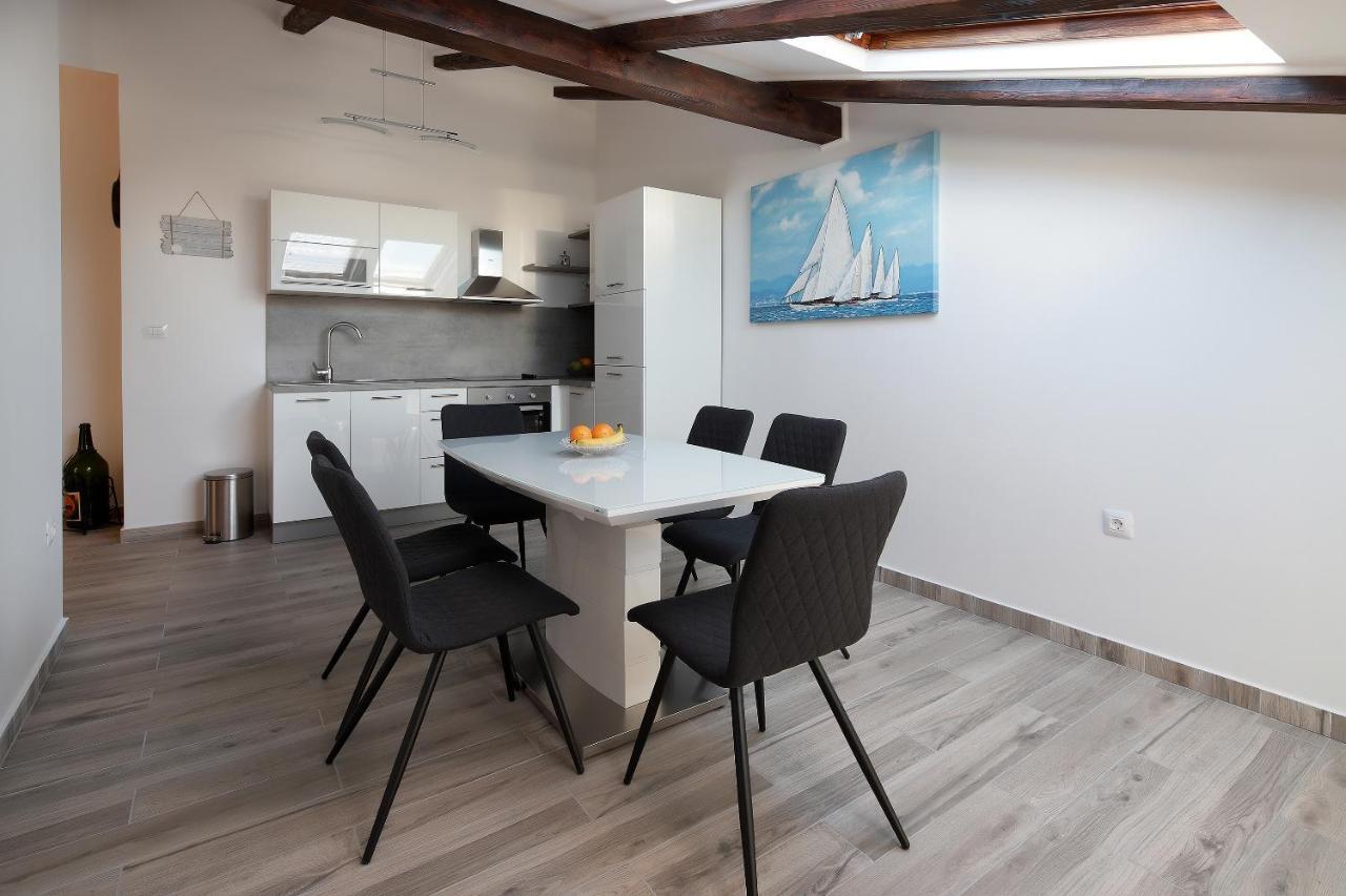 Apartments Galboka Nerezine Εξωτερικό φωτογραφία